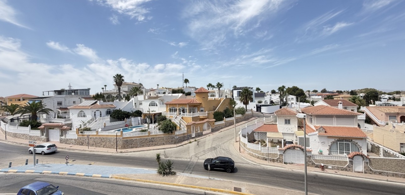 Venta - Apartamento / piso -
Orihuela Costa - Villamartin