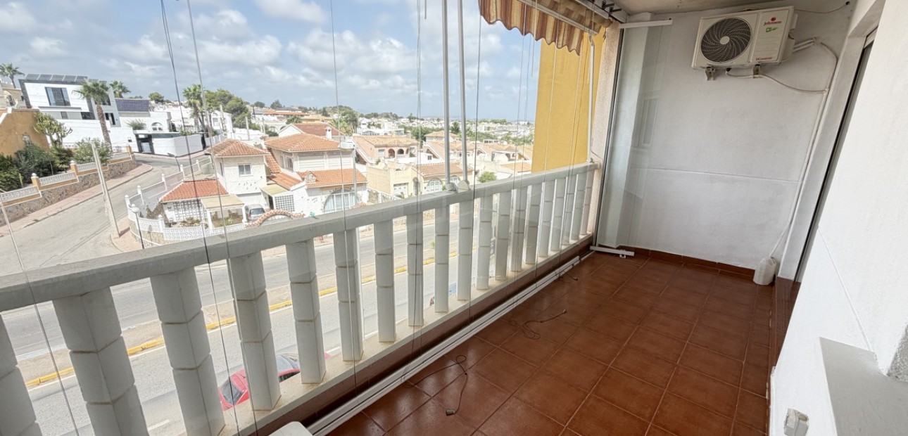 Venta - Apartamento / piso -
Orihuela Costa - Villamartin