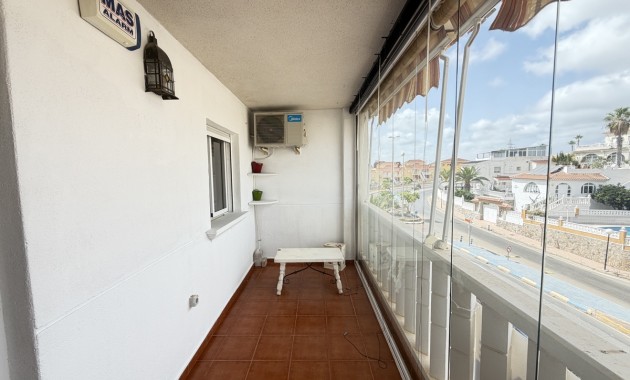 Venta - Apartamento / piso -
Orihuela Costa - Villamartin