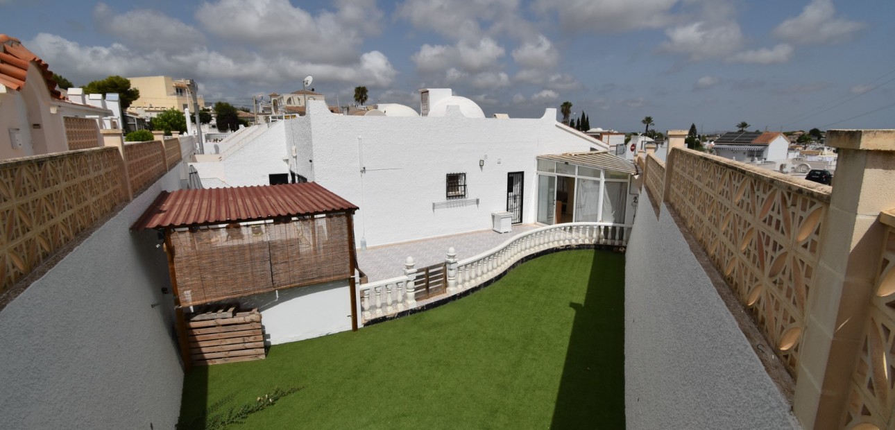 Venta - Bungalow -
Orihuela Costa - Villamartin