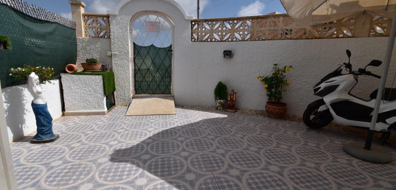 Venta - Bungalow -
Orihuela Costa - Villamartin