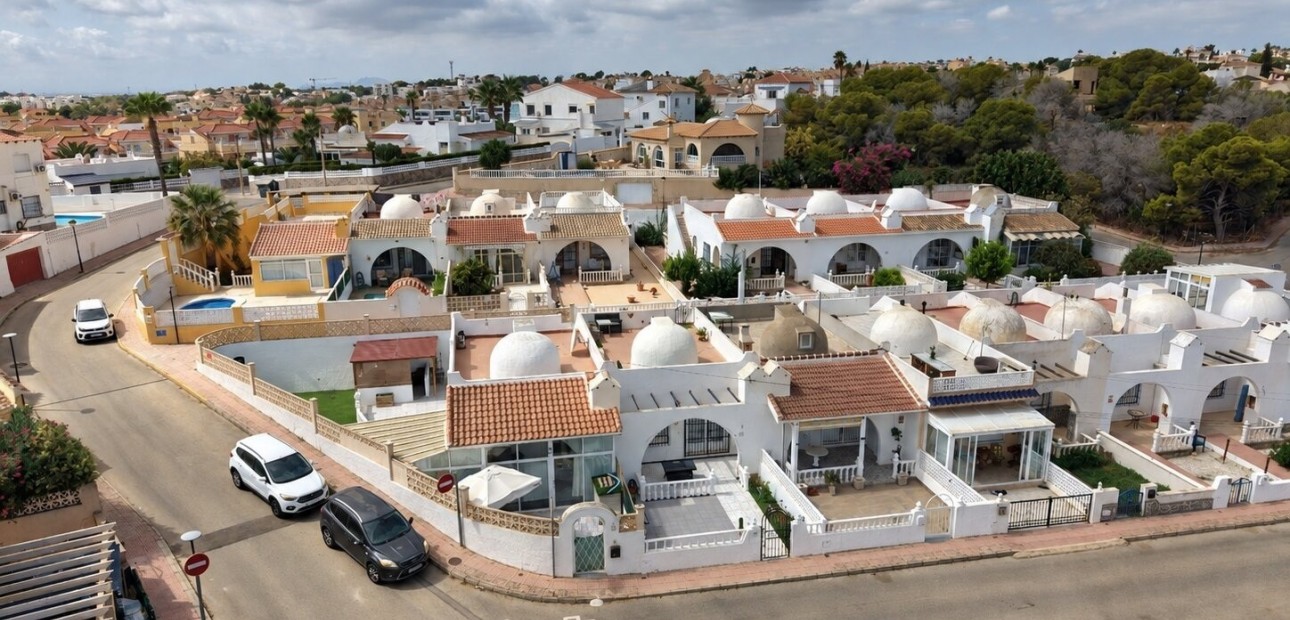 Venta - Bungalow -
Orihuela Costa - Villamartin