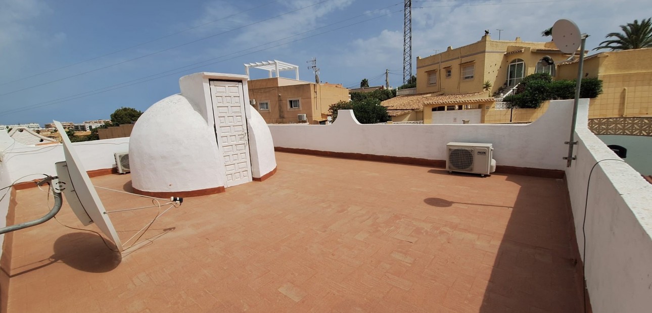 Venta - Bungalow -
Orihuela Costa - Villamartin