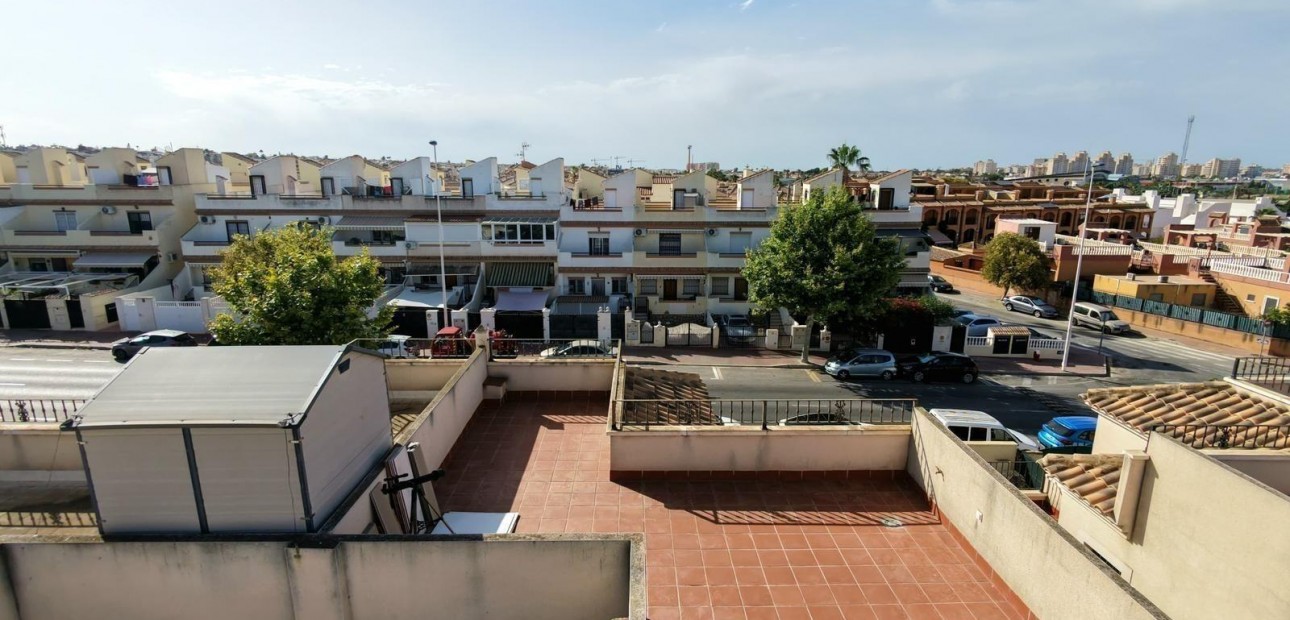 Venta - Villa -
Torrevieja - Aguas Nuevas