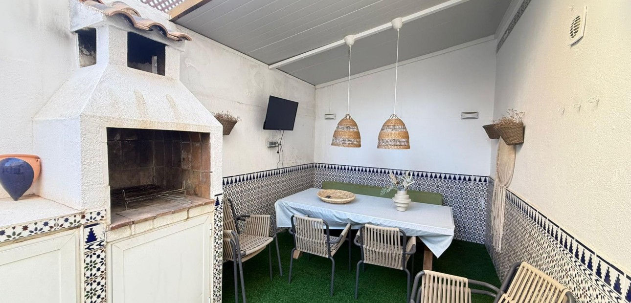 Venta - Bungalow -
Torrevieja - Miramar - Torre del Moro