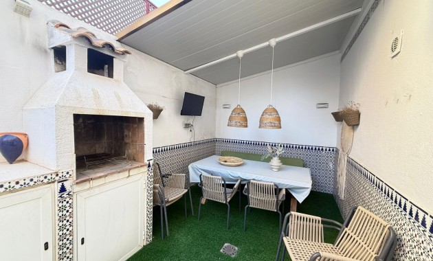 Venta - Bungalow -
Torrevieja - Miramar - Torre del Moro