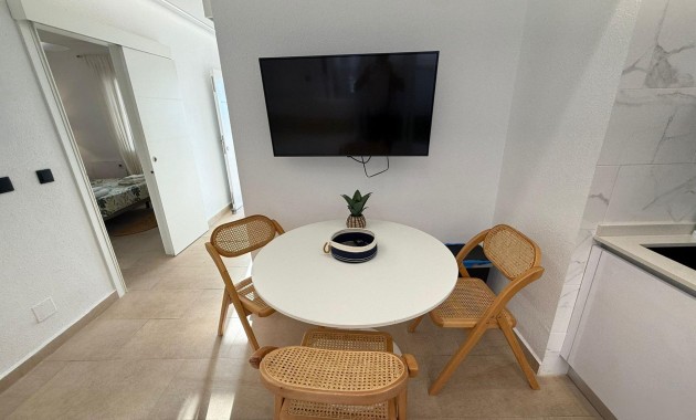 Venta - Bungalow -
Torrevieja - Miramar - Torre del Moro