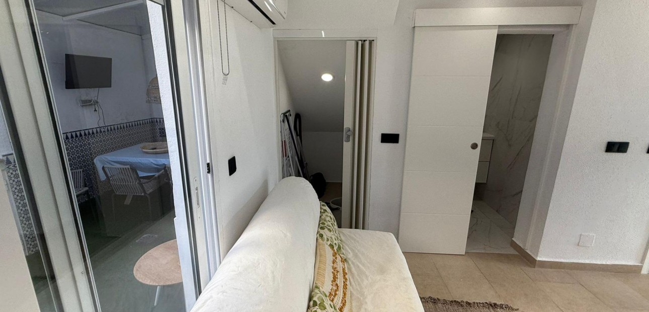 Venta - Bungalow -
Torrevieja - Miramar - Torre del Moro
