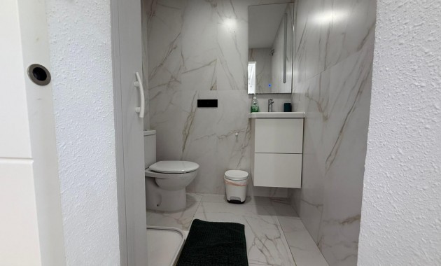 Venta - Bungalow -
Torrevieja - Miramar - Torre del Moro
