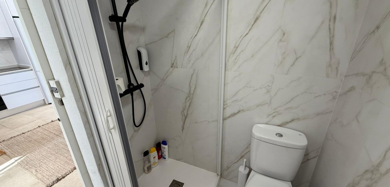 Venta - Bungalow -
Torrevieja - Miramar - Torre del Moro