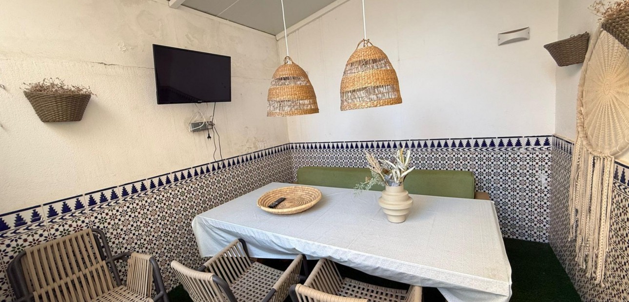 Venta - Bungalow -
Torrevieja - Miramar - Torre del Moro