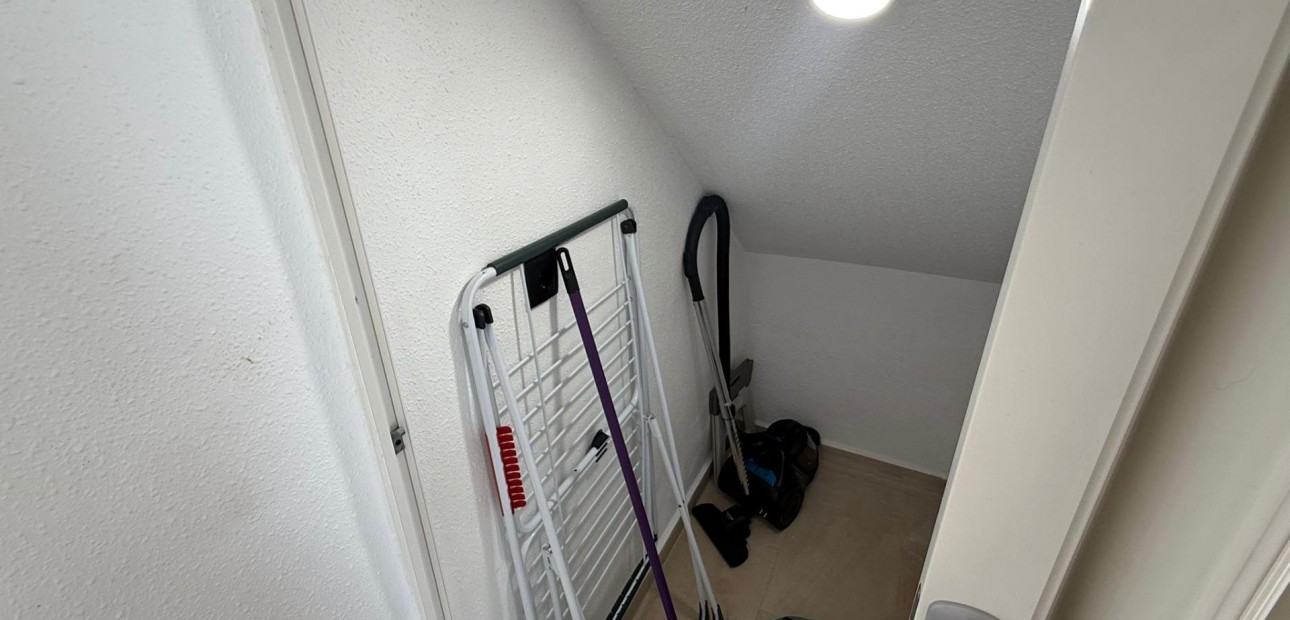Venta - Bungalow -
Torrevieja - Miramar - Torre del Moro