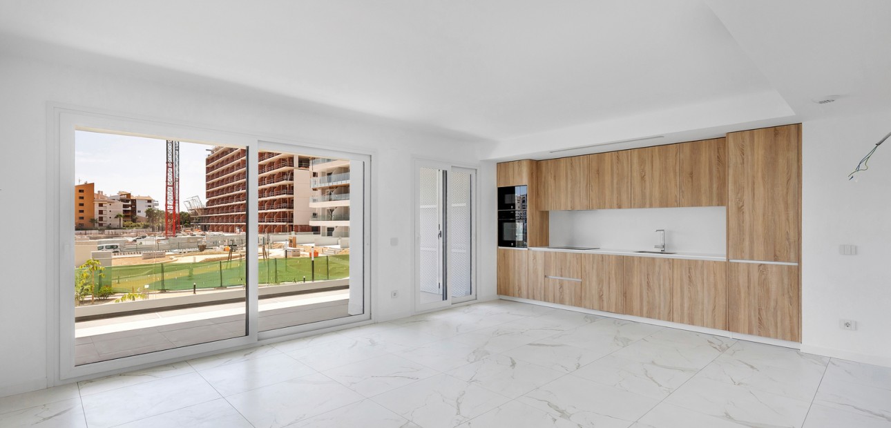 Venta - Apartamento / piso -
Torrevieja - Punta Prima
