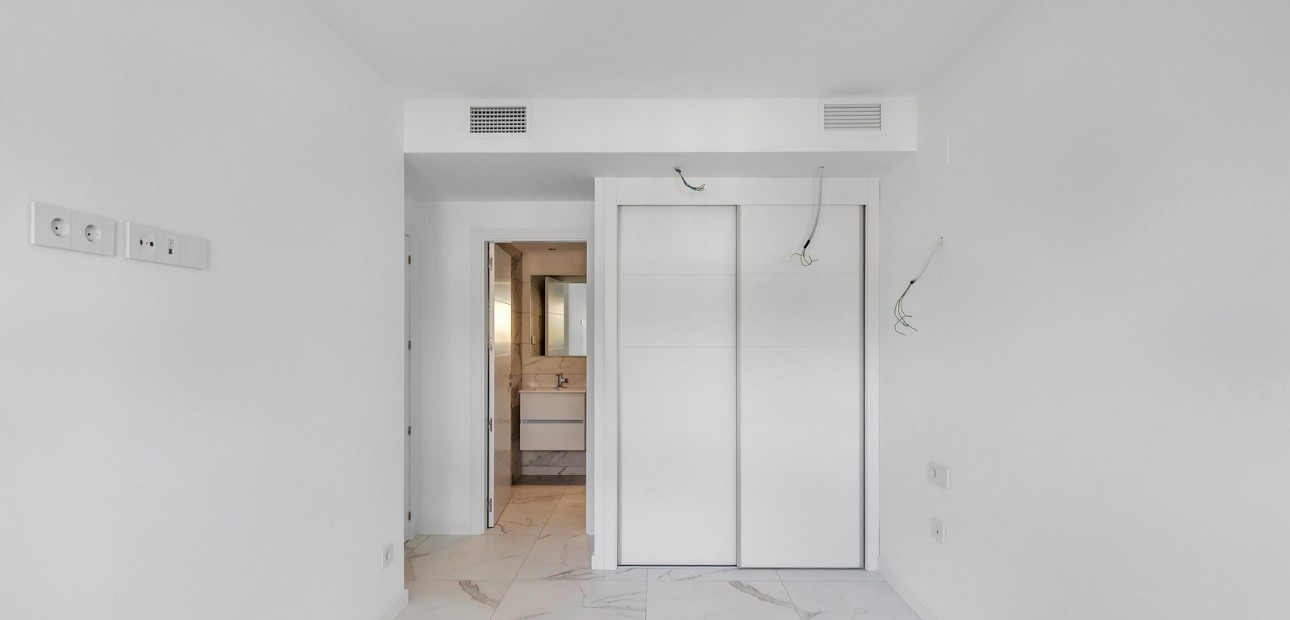Venta - Apartamento / piso -
Torrevieja - Punta Prima
