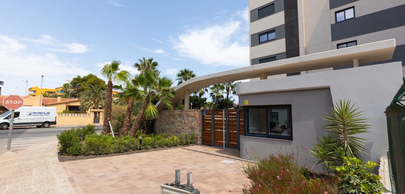 Venta - Apartamento / piso -
Torrevieja - Punta Prima