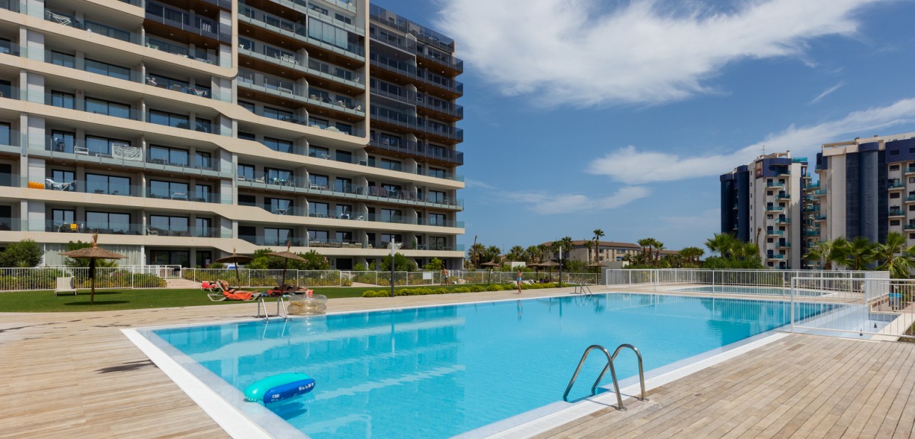 Venta - Apartamento / piso -
Torrevieja - Punta Prima