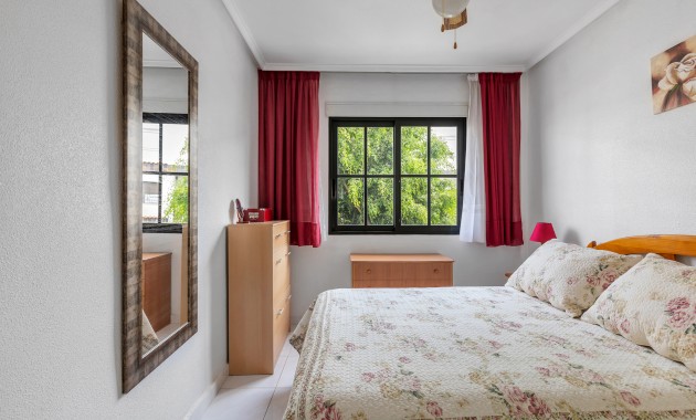 Venta - Apartamento / piso -
Torrevieja - Rocio del Mar