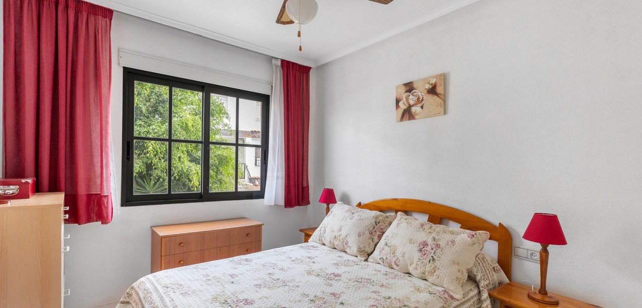 Venta - Apartamento / piso -
Torrevieja - Rocio del Mar