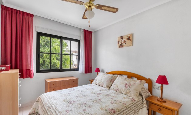 Venta - Apartamento / piso -
Torrevieja - Rocio del Mar