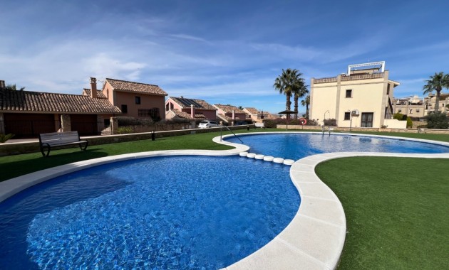 Venta - Apartamento / piso -
Algorfa - La Finca Golf Resort