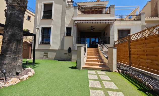 Venta - Apartamento / piso -
Algorfa - La Finca Golf Resort