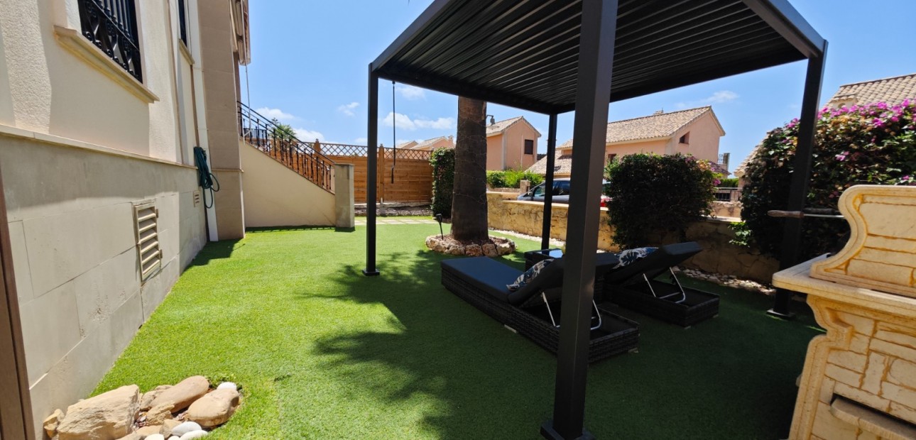 Venta - Apartamento / piso -
Algorfa - La Finca Golf Resort