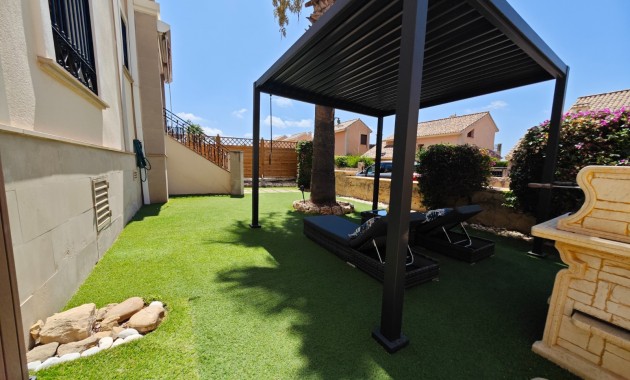 Venta - Apartamento / piso -
Algorfa - La Finca Golf Resort