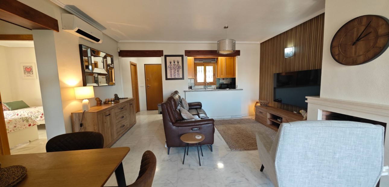 Venta - Apartamento / piso -
Algorfa - La Finca Golf Resort