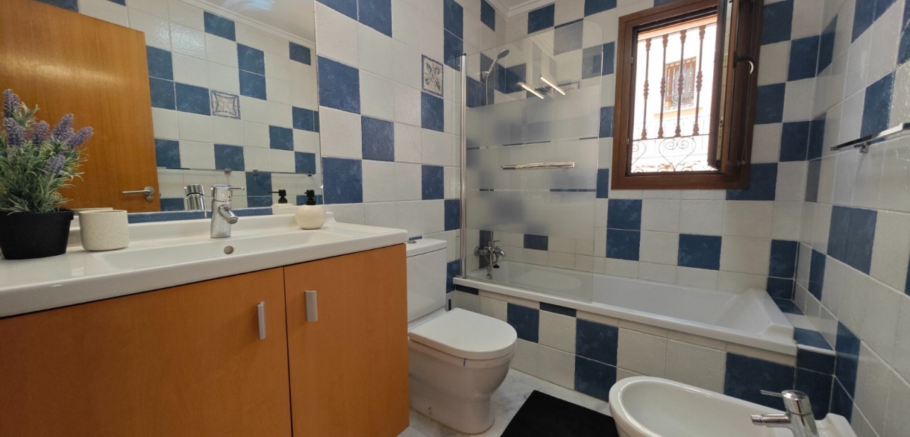 Venta - Apartamento / piso -
Algorfa - La Finca Golf Resort