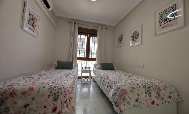 Venta - Apartamento / piso -
Algorfa - La Finca Golf Resort