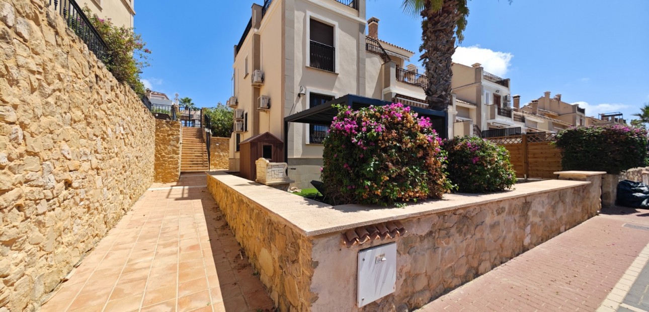 Venta - Apartamento / piso -
Algorfa - La Finca Golf Resort