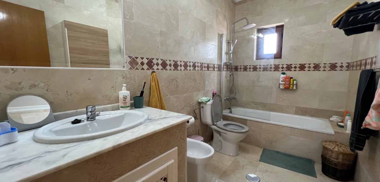 Venta - Adosado -
Algorfa - La Finca Golf Resort