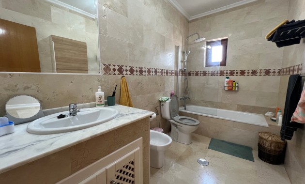 Venta - Adosado -
Algorfa - La Finca Golf Resort