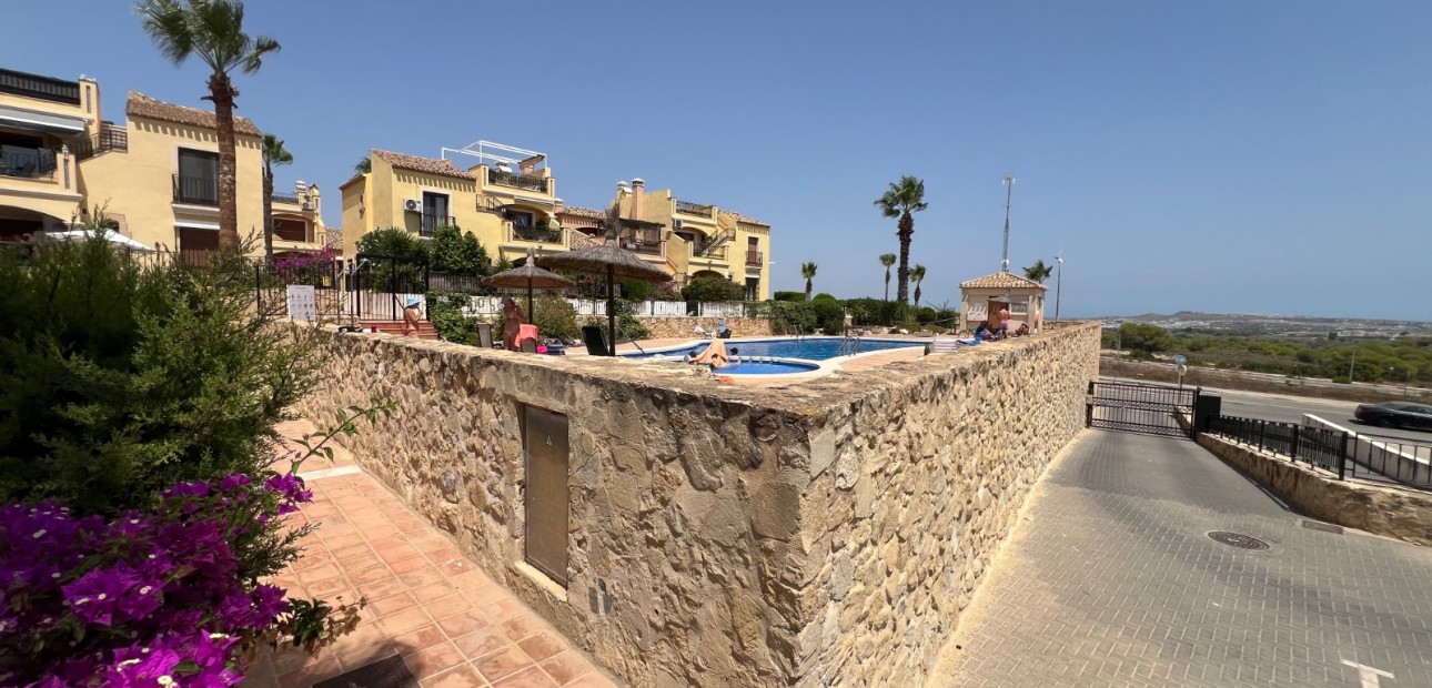 Venta - Adosado -
Algorfa - La Finca Golf Resort