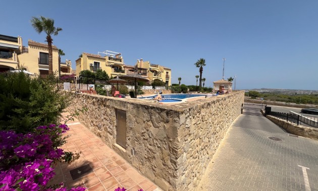 Venta - Adosado -
Algorfa - La Finca Golf Resort