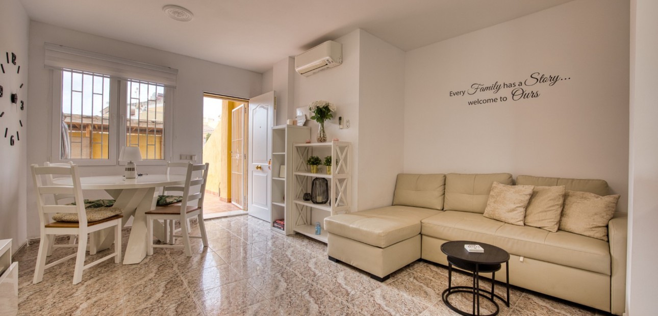 Venta - Adosado -
Torrevieja - Torretas