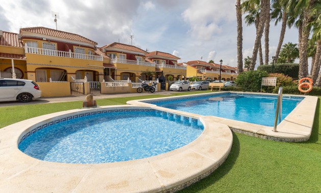 Venta - Adosado -
Torrevieja - Torretas