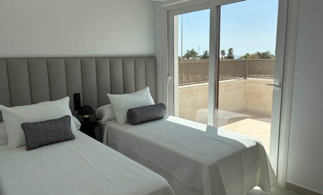 Nieuwbouw - Laguna Azul Villa -
Los Montesinos - La herrada