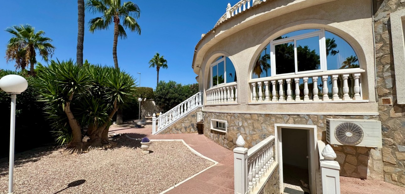 Herverkoop - Villa -
Ciudad Quesada - Ciudad Quesada - Doña Pepa