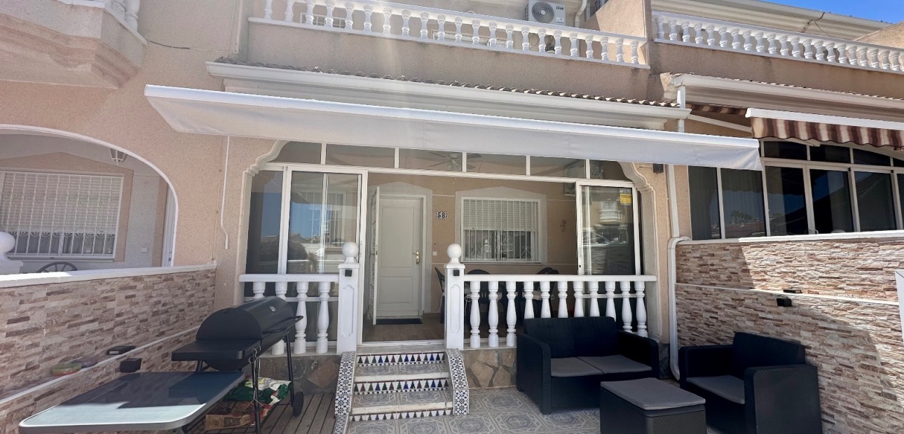 Herverkoop - Town house -
Ciudad Quesada - Doña Pepa