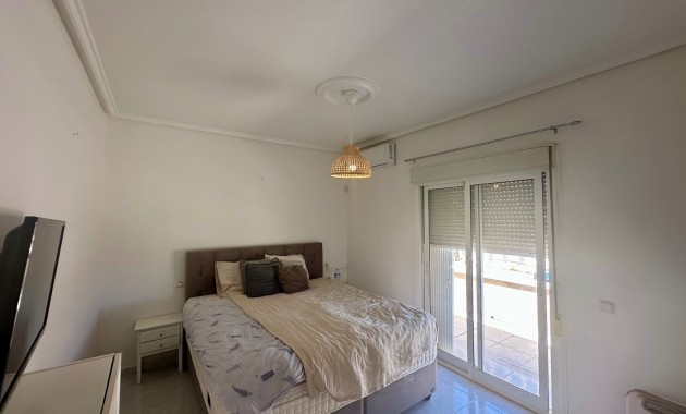 Herverkoop - Town house -
Ciudad Quesada - Doña Pepa