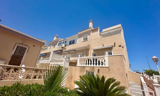 Herverkoop - Town house -
Ciudad Quesada - Doña Pepa