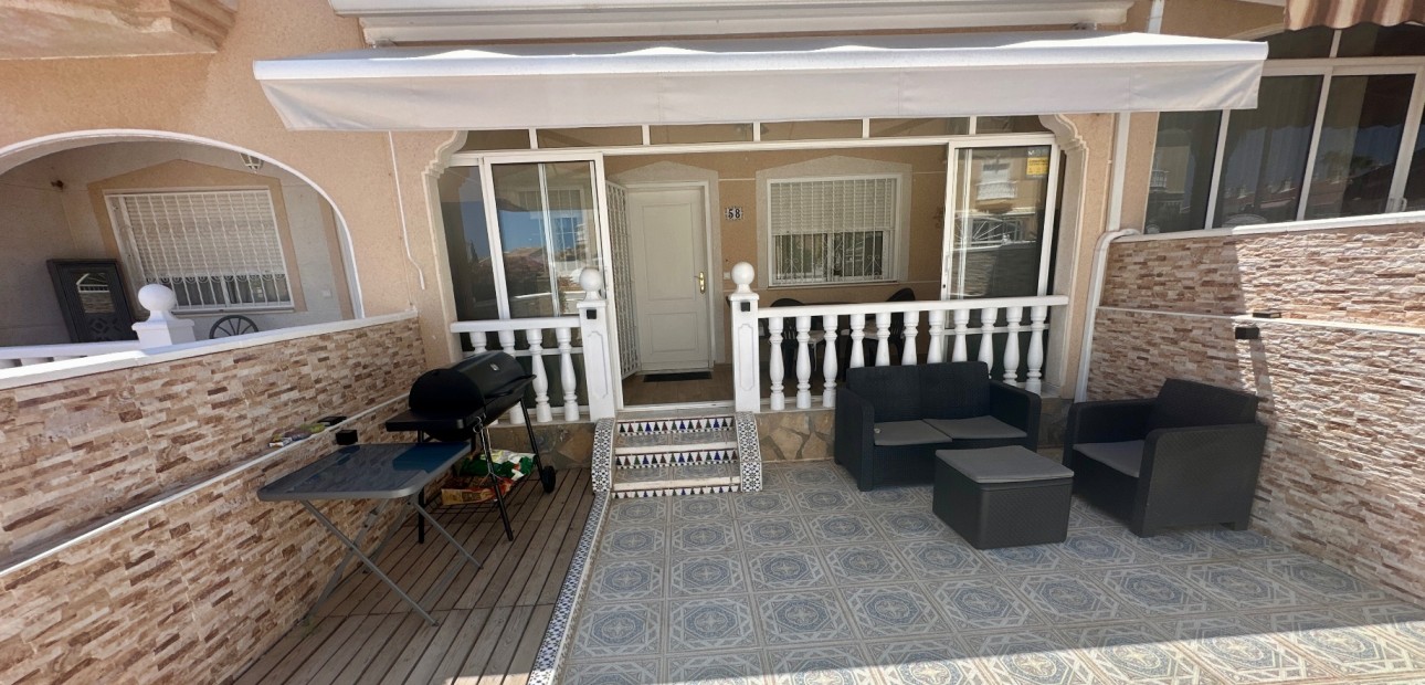 Herverkoop - Town house -
Ciudad Quesada - Doña Pepa