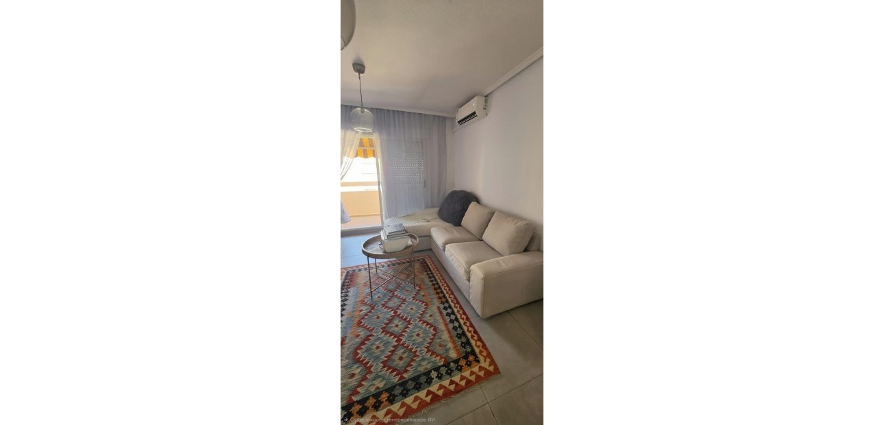Herverkoop - Appartement / flat -
Torrevieja - Acequion