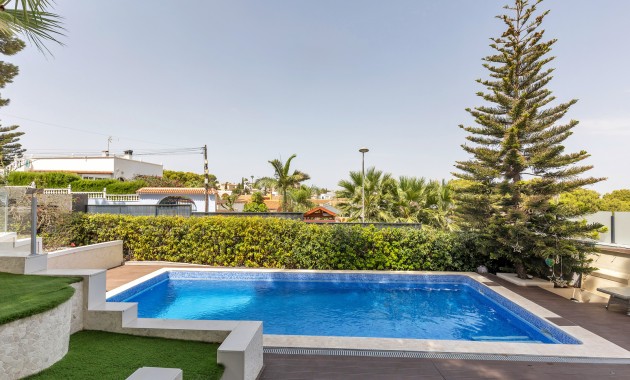 Herverkoop - Detached Villa -
Torrevieja - Los Balcones