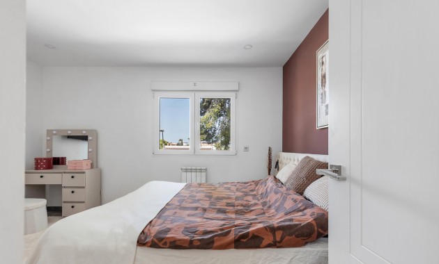 Herverkoop - Detached Villa -
Torrevieja - Los Balcones