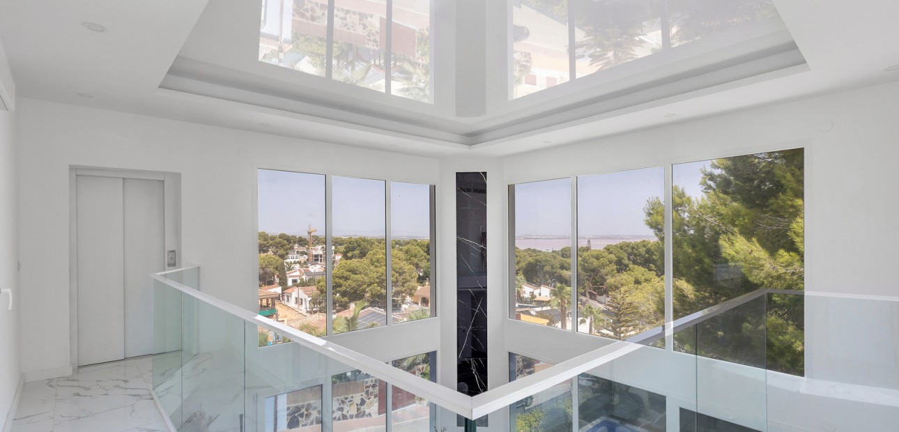 Herverkoop - Detached Villa -
Torrevieja - Los Balcones