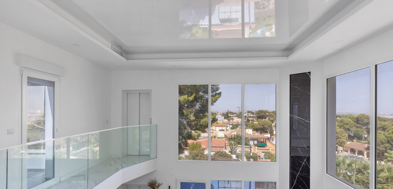 Herverkoop - Detached Villa -
Torrevieja - Los Balcones