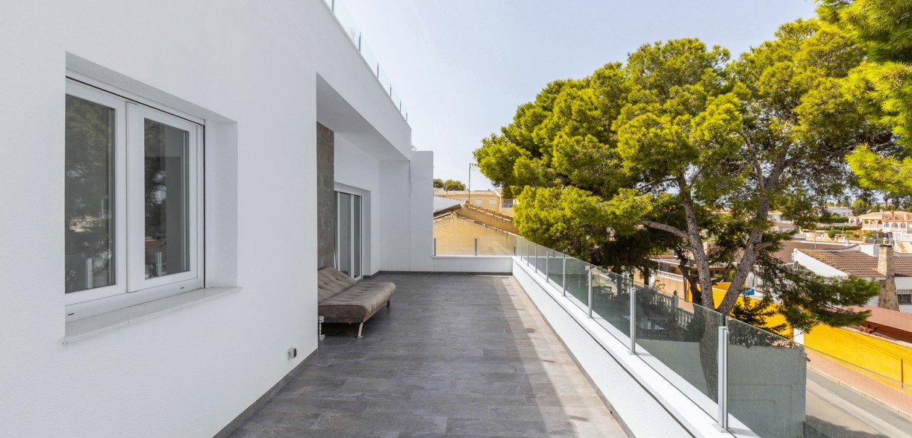 Herverkoop - Detached Villa -
Torrevieja - Los Balcones