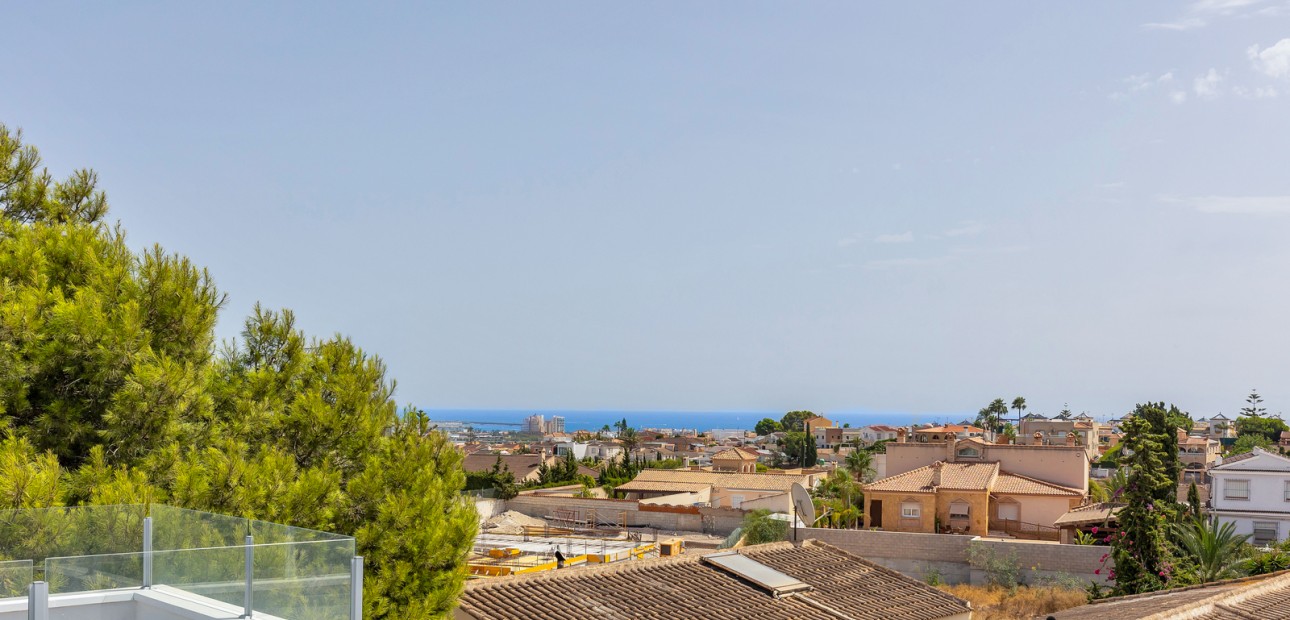 Herverkoop - Detached Villa -
Torrevieja - Los Balcones